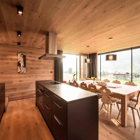 Holiday With Garden, Terrace & Sauna * Bramberg am Wildkogel